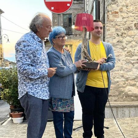 Premiazione al Direttore del Premio Perano consegnato dalla Presidente Maria Pellicciotta Baldacci, con il Presidente Antonio Fagnani